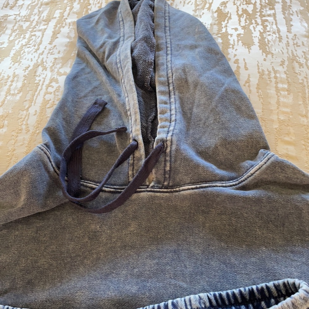 Forever 21 Sweatsuit - Picture 3 of 5